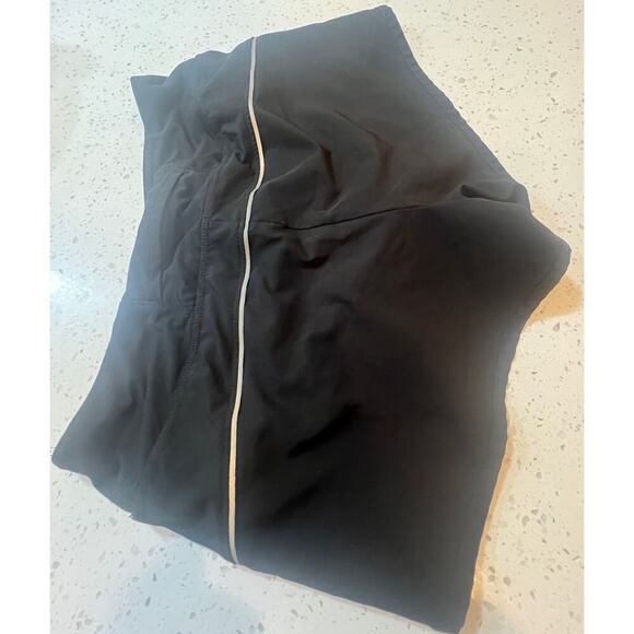 REEBOK RUNNING SHORTS BLACK AND GRAY WOMENS XS - Picture 4 of 5